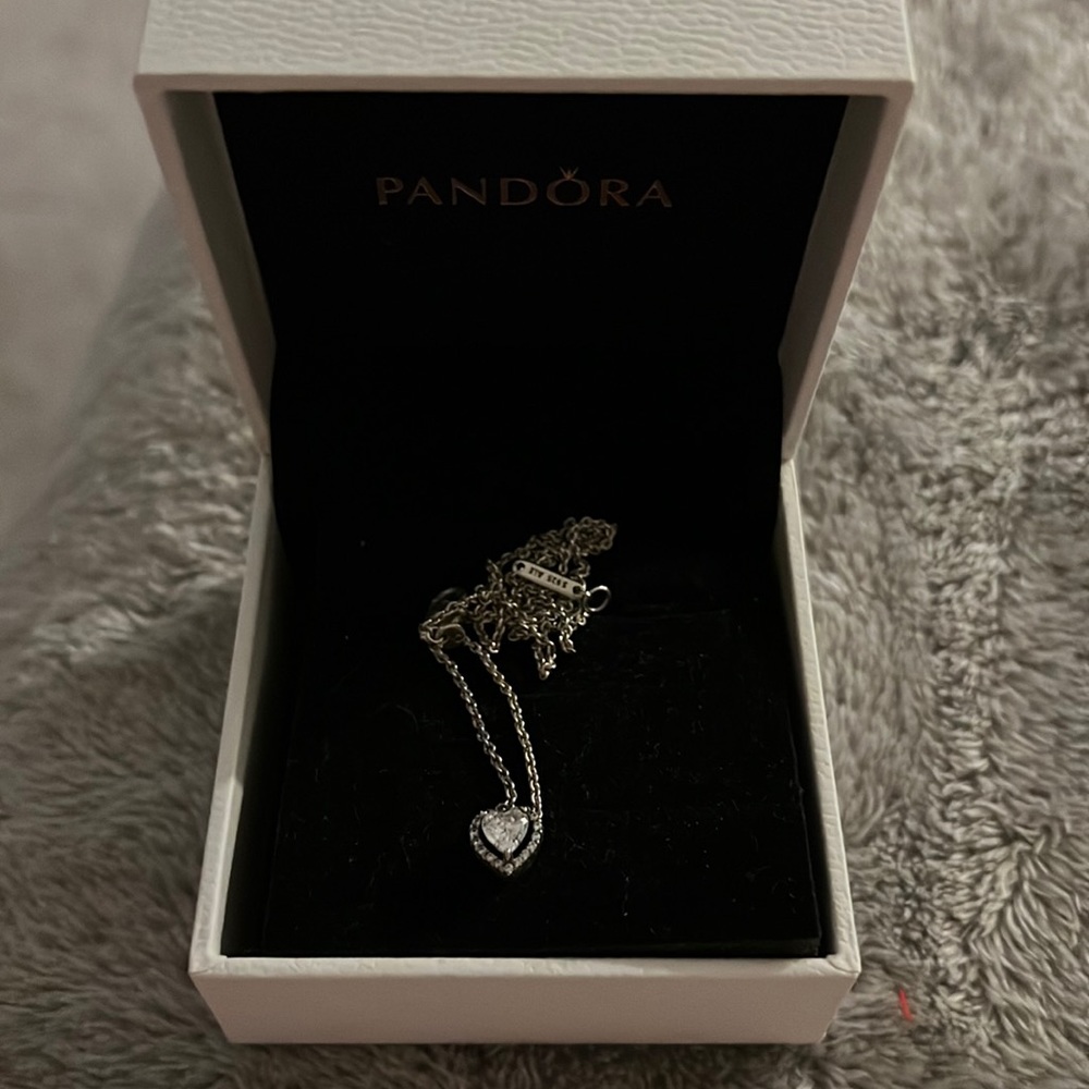 Pandora heart necklace